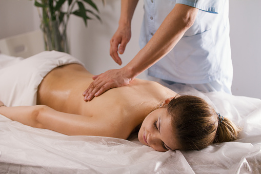 Lomi Lomi Masajı - Gold SPA Antalya
